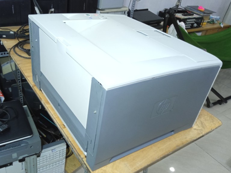 máy in hp laser 5200